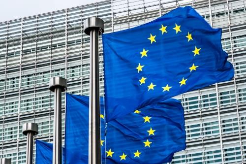 EU-Flaggen wehen im Wind